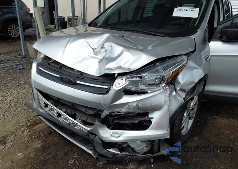 2015 Ford Escape S из США, поврежденный, VIN 1FMCU0F73FUA49518